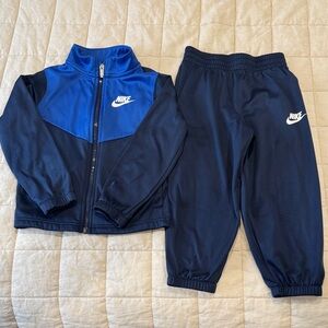Nike Kids Navy and Royal Blue Jogger Set